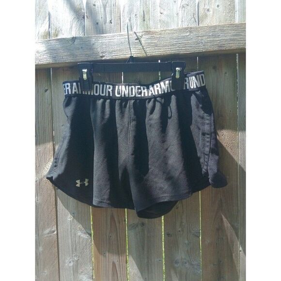 Under Armour black shorts juniors medium - Picture 1 of 4